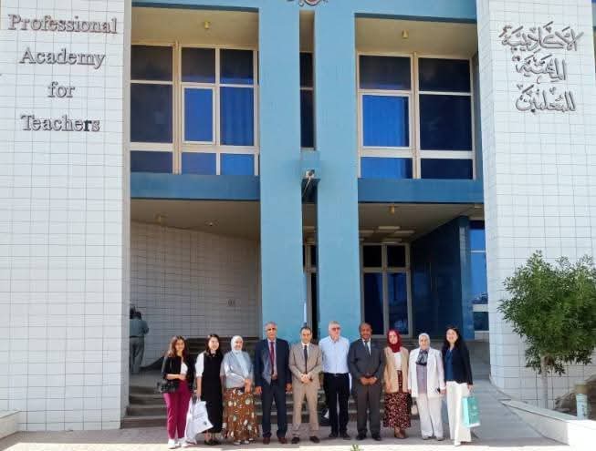 «المهنية للمعلمين» تستقبل وفدًا من منظمة اليونسكو وشركة «هواوي» ومؤسسة «فودافون»