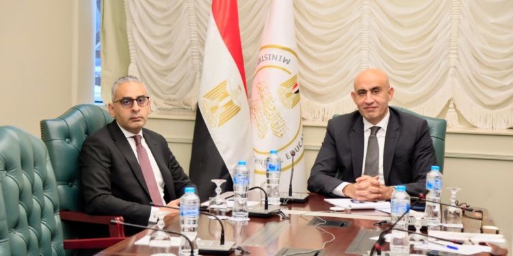 توزيع 230 مليون كتاب مدرسي بالفصل الدراسي الأول 2026