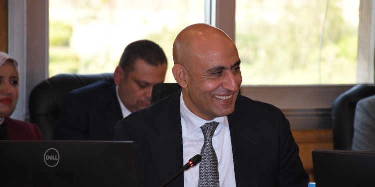 «التعليم» تكشف حقيقة فتح باب الإعارات الخارجية للمعلمين