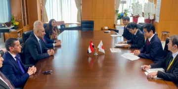 «عبداللطيف» يلتقي وزير التعليم والثقافة الياباني لبحث سبل التعاون لتطوير التعليم