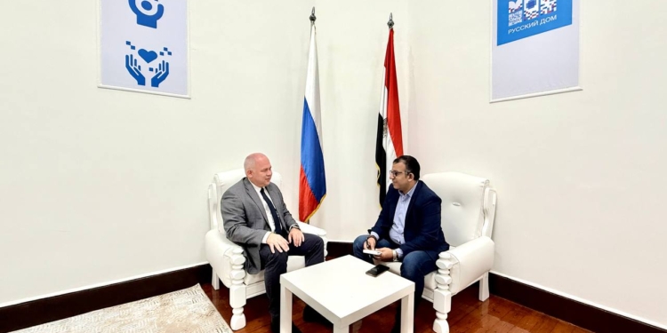 مدير المركز الثقافي الروسي في القاهرة: “عدت إلى مصر بعد عشرين عامًا.. شربت من ماء النيل وأحمل لمصر كل المحبة”