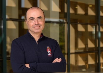 الجامعة الأمريكية بالقاهرة تُطلق برنامج زمالة جديد لبناء خبرات أفريقية في مجال صحة الدماغ وعلوم الأعصاب