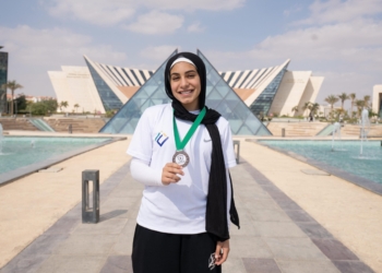 جامعة مصر للمعلوماتية تهنئ يوسف شامل بذهبية كاس مصر للمبارزة ودانة محمد بالبرونزية