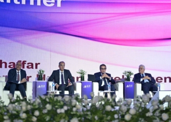 وزراء مصر يرسمون ملامح المستقبل الرقمي ويؤكدون أن الذكاء الاصطناعي شريك للإنسان لا بديل عنه