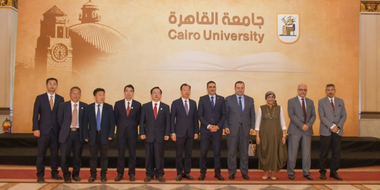 جامعة القاهرة تعزز التعاون الأكاديمي والبحثي مع جنوب الصين الزراعية