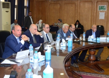 تطوير لائحة الدراسات العليا بطب قصر العيني وأقسام للتخصصات الدقيقة