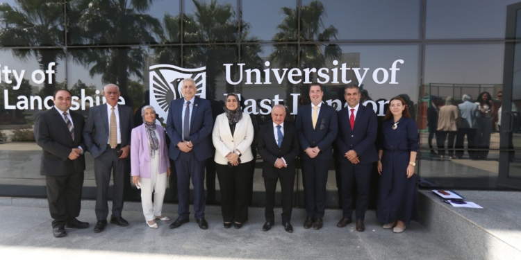 طلاب العلاج الطبيعي بفرع شرق لندن بالجامعات الأوروبية يطلقون 20 بحثاً رائداً في ابتكارات الرعاية الصحية