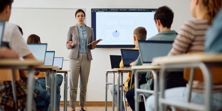 البرازيل توسع مبادرة التعلم الرقمي لطلاب المدارس العامة عبر سبع ولايات