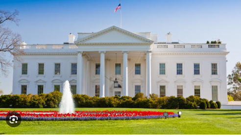 البيت الأبيض يطرح سياسات جديدة تقيد توظيف الطلاب الأجانب والرسوم الجامعية