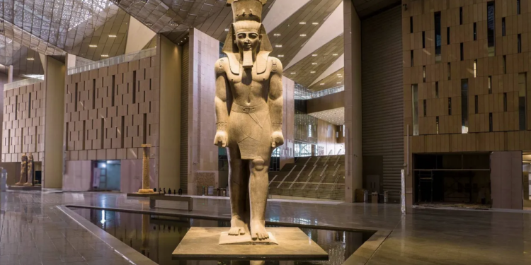 مجانًا.. السياحة تطلق أول منصة رقمية لتنظيم الرحلات المدرسية للمواقع الأثرية