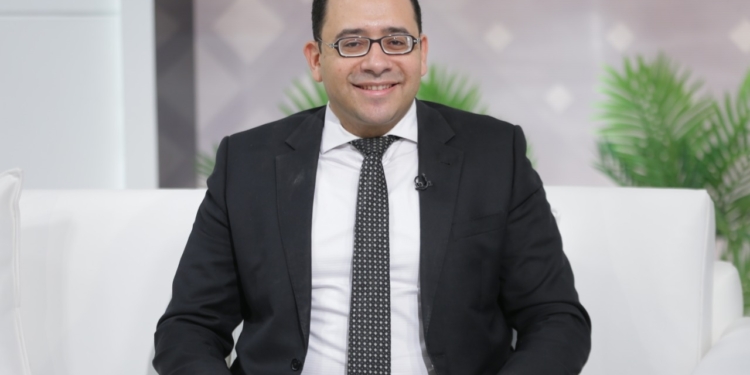 عمرو حسن: تحسين مؤشرات التنمية البشرية تبدأ من صحة المرأة