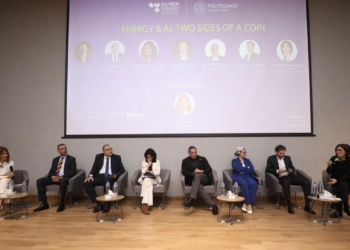 خبراء دوليون يستعرضون مستقبل الذكاء الاصطناعي في قطاع الطاقة بجامعةالسويدى بوليتك