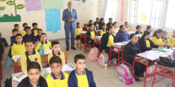 مقرر امتحانات شهر نوفمبر 2025 لطلاب صفوف النقل بمادة العلوم