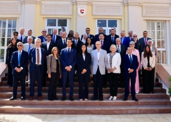 الجامعة البريطانية في مصر تفتتح مركز ملتقي الخريجين لتعزيز التواصل مع أبنائها