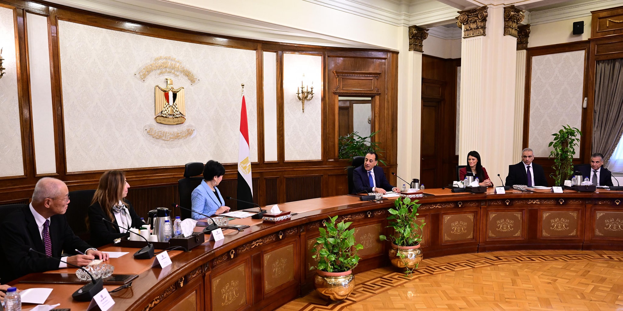 "مدبولي" لمحافظ طوكيو: نسعى لزيادة أعداد المدارس المصرية اليابانية لـ500