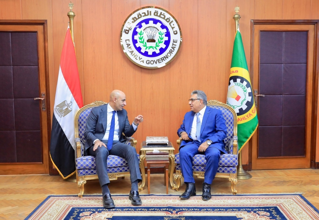 "عبداللطيف" لـ محافظ الدقهلية: تطوير التعليم يبدأ من دعم المعلم وتأهيله المستمر