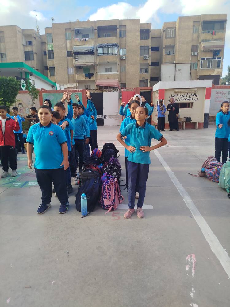 كارثة في مدرسة النصر للغات بمصر الجديدة.. طفلة بين الحياة والموت وإدارة المدرسة تهدد أولياء الأمور بالصمت