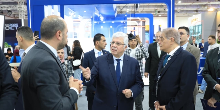 وزير التعليم العالي: إطلاق منصة وطنية جديدة للحوسبة المتقدمة للباحثين