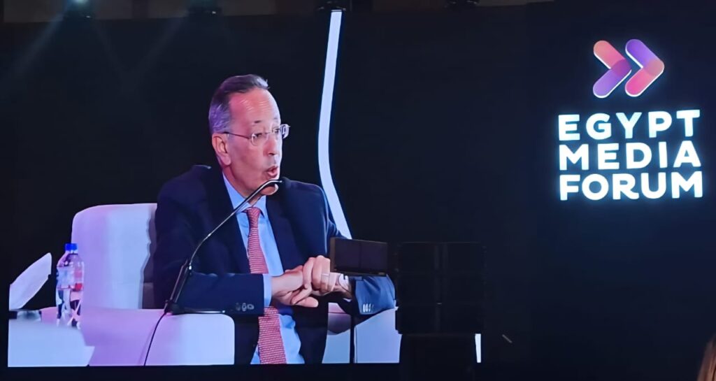 د غنيم فى منتدى الإعلام