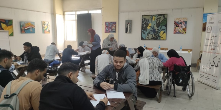جامعة حلوان تنظم ورش فنية دامجة لاكتشاف مواهب الطلاب من ذوي الهمم ضمن مبادرة “تمكين”