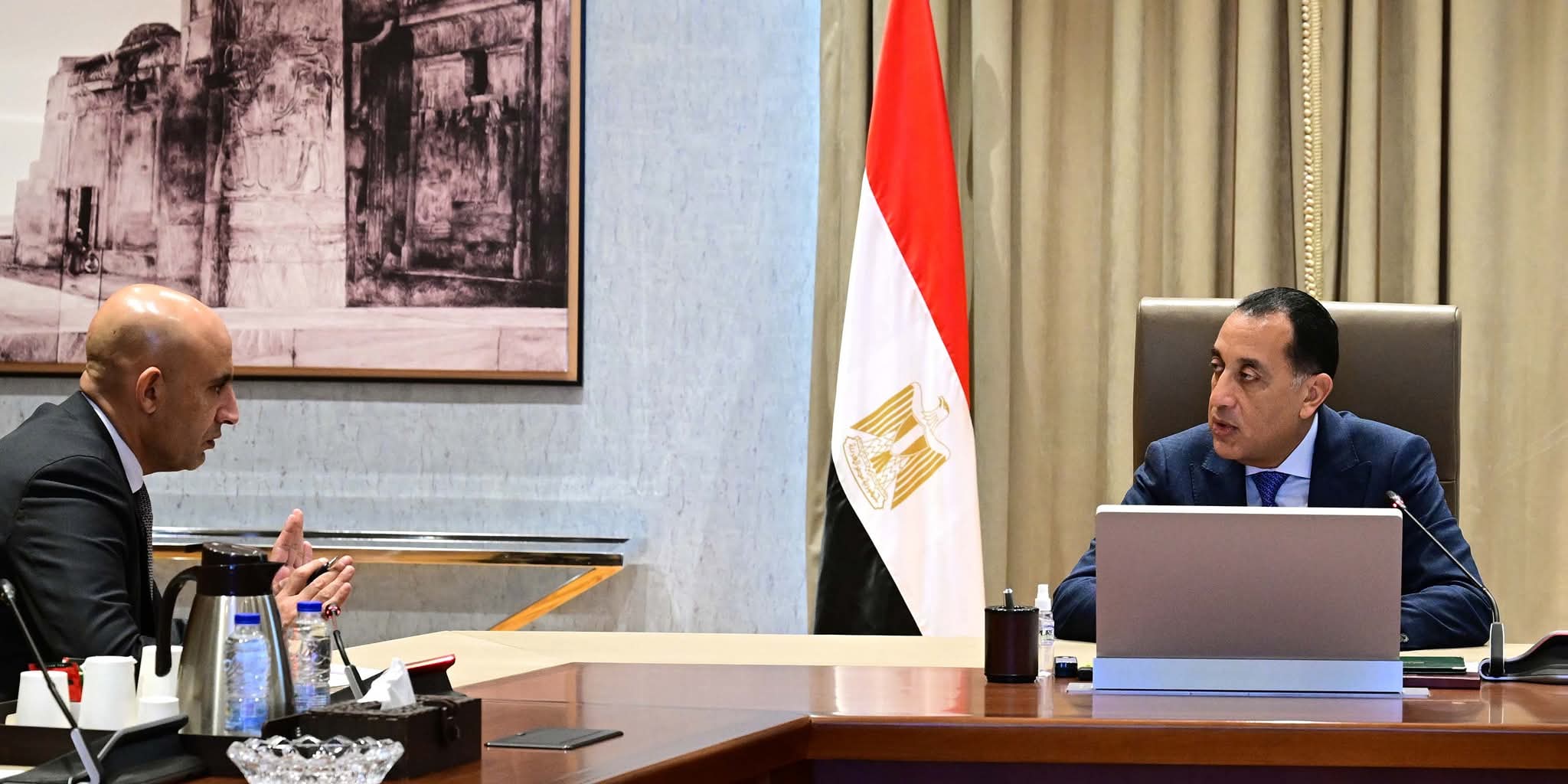 «مدبولي» يلتقي وزير التعليم للإطلاع على الواقع الفعلي للمدارس وتحديد احتياجاتها