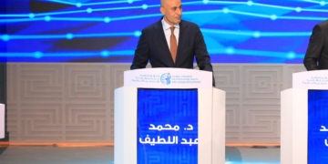 عبداللطيف: وضعنا خطة لإلغاء الفترات المسائية.. وزيادة نصاب حصص المعلمين بحوافز مالية