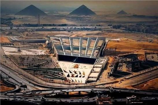 جامعة القاهرة تتابع جاهزية المستشفيات لاحتفالية افتتاح المتحف المصري الكبير