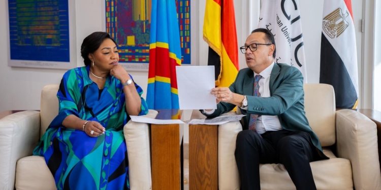السيدة الأولى لجمهورية الكونغو الديمقراطية تزور الجامعة الألمانية بالقاهرة لبحث تعزيز التعاون الأكاديمي والمنح الدراسية