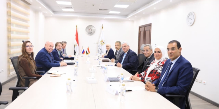 وزير التعليم العالي يستقبل الممثل الخاص للرئيس الروسي لبحث تعزيز التعاون الأكاديمي والعلمي بين مصر وروسيا