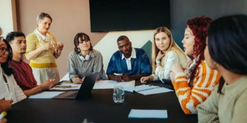 جامعة روسية تطلق برنامجا إرشاديا لتعزيز المهارات القيادية للخريجين الشباب من دول بريكس ورابطة الدول المستقلة