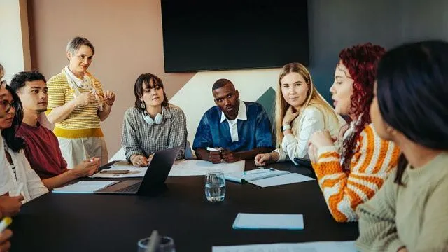 جامعة روسية تطلق برنامجا إرشاديا لتعزيز المهارات القيادية للخريجين الشباب من دول بريكس ورابطة الدول المستقلة