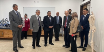 جامعة بنها الأهلية تفتح آفاق شراكة دولية مع جامعة هونغ كونغ للتعليم