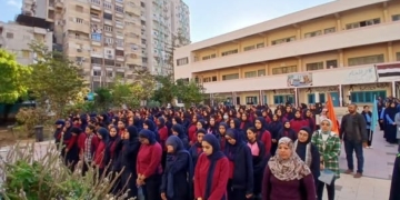 الداخلية تكشف تفاصيل اقتحام خيول فناء مدرسة بالجيزة وإصابة المدير وأحد العمال