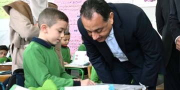 رئيس الوزراء: نسعى لنقلة نوعية حقيقية في ملفي الصحة والتعليم بالقرى المصرية