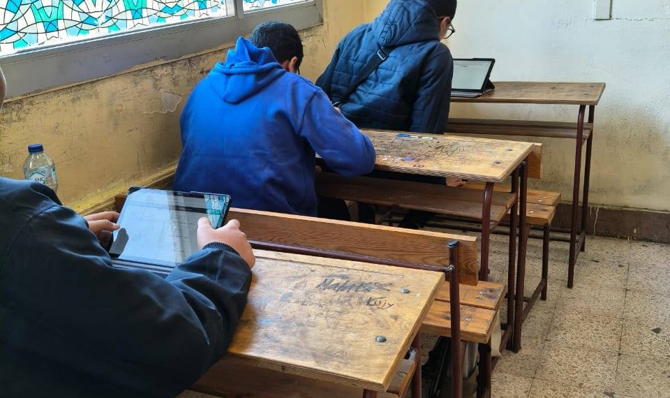 أسباب سقوط منصة امتحان البرمجة لطلاب الأول الثانوي