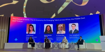 “الذكاء الاصطناعي المتجسد”.دراسة لجامعة مصر للمعلوماتية ترصد تأثيرات نفسية تصل إلى 86% على المستخدمين