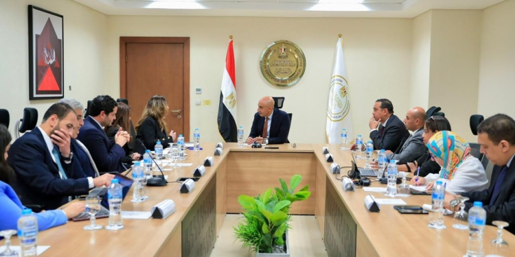 عبداللطيف لوفد «التجارة الأمريكية»: نتبنى إستراتيجية تحقق تطور بأرض الواقع