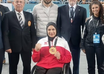 في إنجاز تاريخي لجامعة عين شمس..موظفة تحصد أول ذهبية عالمية لمصر والعرب في الكاراتيه الحركي