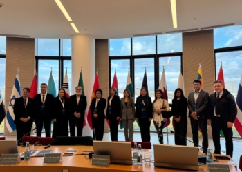 الجامعة البريطانية في مصر تشارك في مؤتمر الطاقة الخضراء والاستدامة بأذربيجان