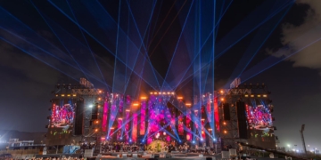 ليلة «استثنائية» بهاء سلطان وأحمد سعد يحييان حفل استقبال طلاب “الأكاديمية العربية” باستاد الدفاع الجوي