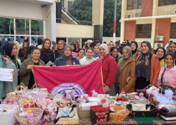 “سفراء الغذاء الصحي بجامعة سوهاج يبدعون في كرنفال المنتجات الطبيعية ويطرحون حلولًا مستدامة خلال الأسبوع البيئي التاسع”