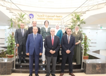 وزير التعليم العالي يتفقد جامعة المنصورة الأهلية