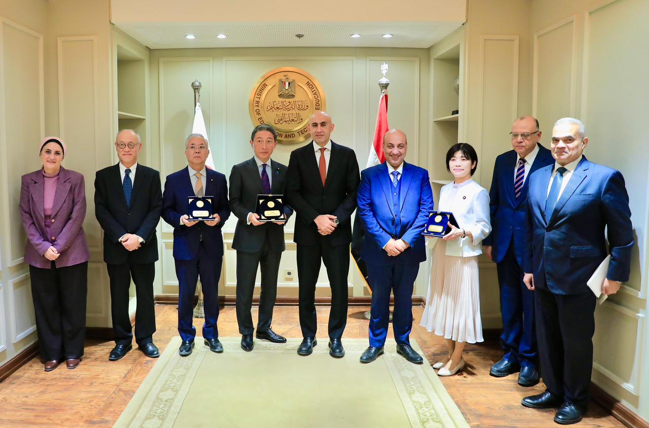 وزير التعليم يتفق مع وفد البرلمان الياباني على تطوير مناهج الرياضيات وتدريب المعلمين
