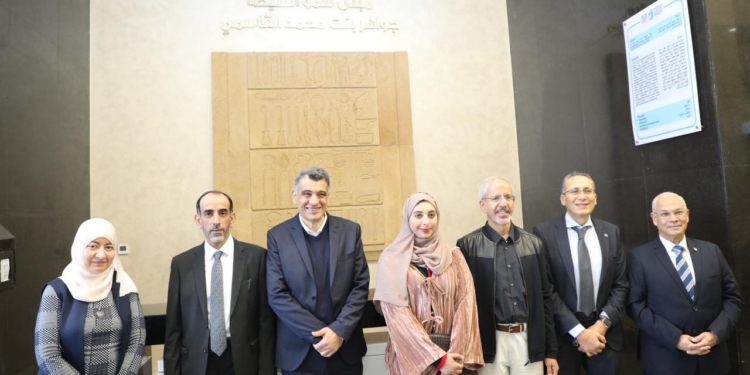 جامعة القاهرة تستقبل وفدًا رفيع المستوى من هيئة الهلال الأحمر الإماراتي لبحث تعزيز التعاون في دعم مرضى الأورام