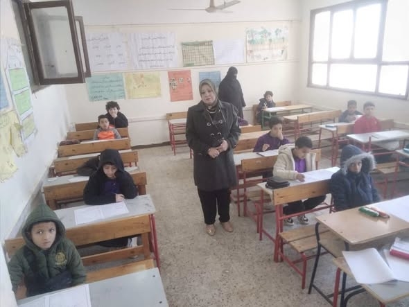  واقعة غير أخلاقية داخل مدرسة.. والتعليم تحيل الملف للنيابة