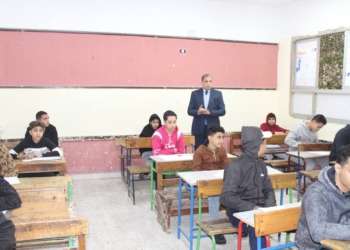 تعليم الجيزة: تطبيق صارم للقانون داخل لجان الإعدادية ومنع تام للهواتف المحمولة