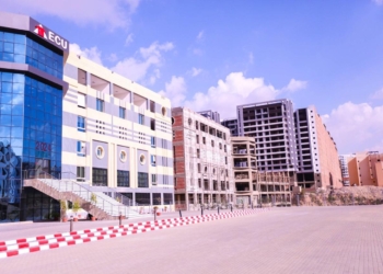 الجامعة المصرية الصينية تنظم مؤتمرها الدولي للصيدلة (JIPC 2026)