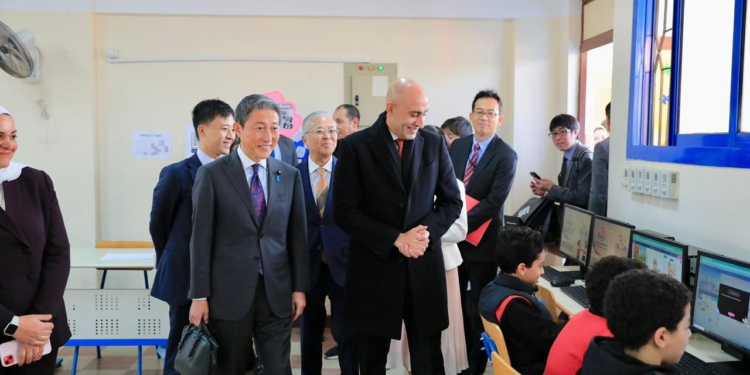 رسالة رئاسية لأسرة شينزو آبي خلال زيارة وزير التعليم ونظيره الياباني