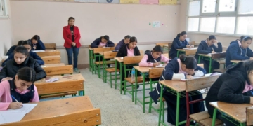 حل امتحان الجبر والإحصاء للصف الثالث الإعدادي 2026 الدقهلية