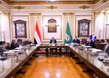 لجنة القيادات بجامعة القاهرة تجرى مقابلات مع 41 متقدما لاختيار مديرى عموم 7 إدارات بالجامعة